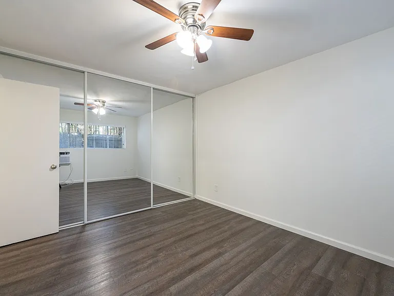 10725 Acama St — Photo 107