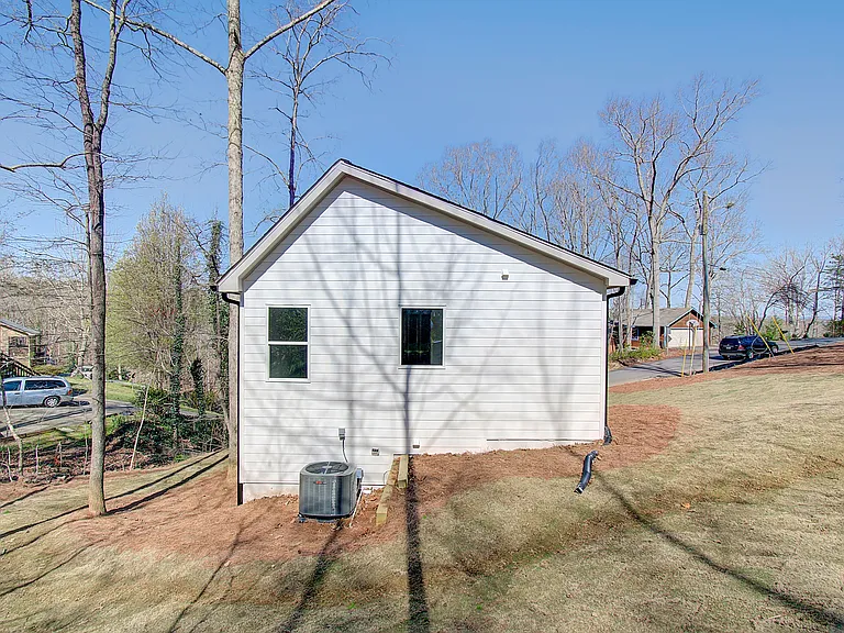 5925 Crooked O Trl — Photo 4