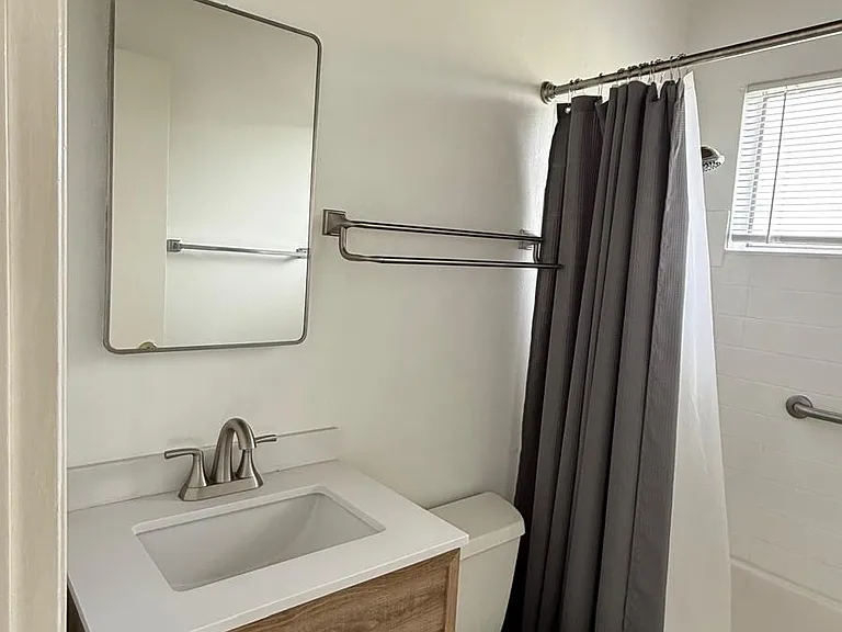845 Bancroft Way #L — Photo 6