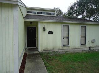 3926 Pine Breeze Rd S, Jacksonville, FL 32257