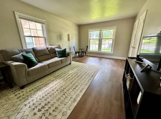 8933 W Hawthorne Ave, Milwaukee, WI 53226