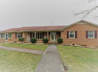 412 Abbington Rd, Swoope, VA 24479