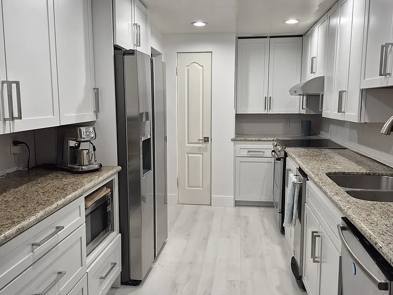 3200 La Rotonda Dr #207 — Photo 3