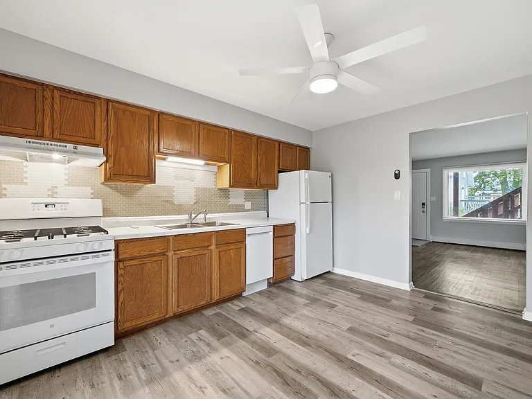 431 Filweber Ct #2 — Photo 2