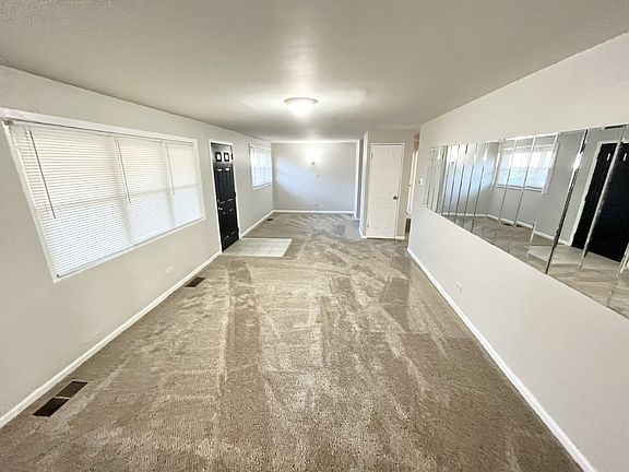 3rd image of 18041 Thomas Ln