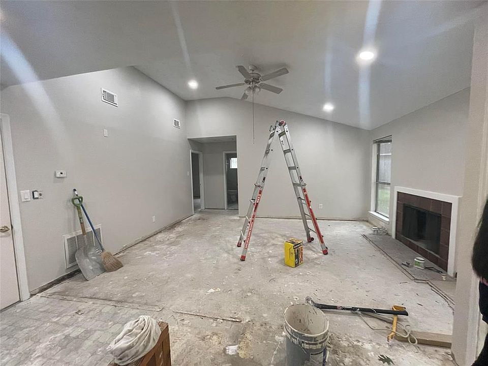 1st image of 7831 Hillbarn Dr
