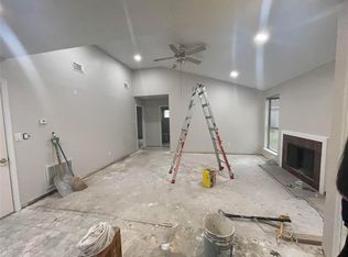 7831 Hillbarn Dr, Houston, TX 77040
