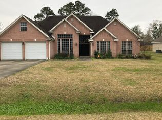 240 Sarah Ln, Lumberton, TX 77657