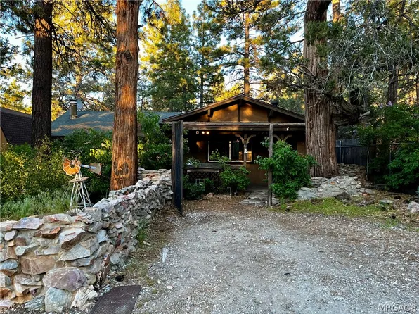391 Santa Barbara Ave, Sugarloaf, CA 92386