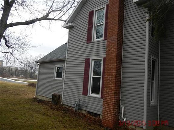 4th image of 2940 W Scott St
