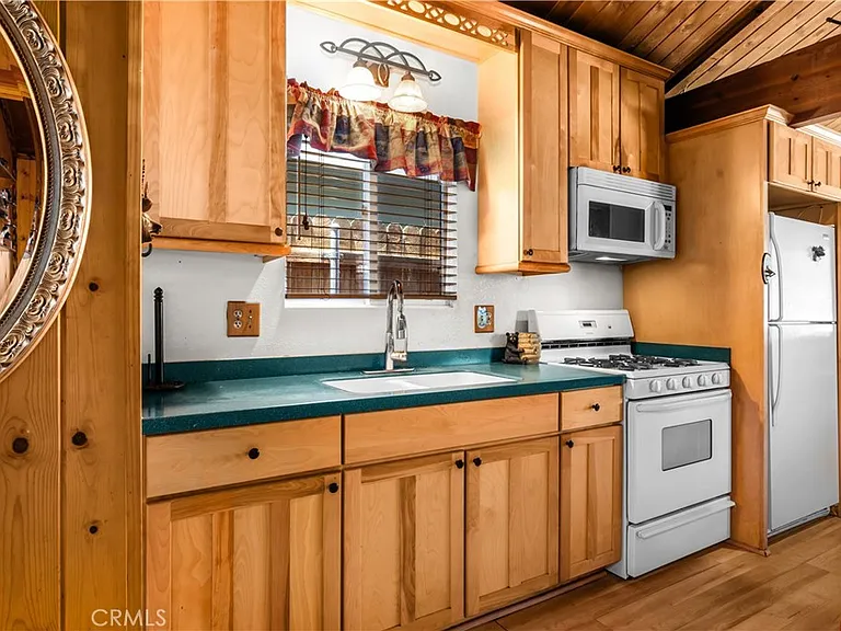 906 W Country Club Blvd — Photo 39