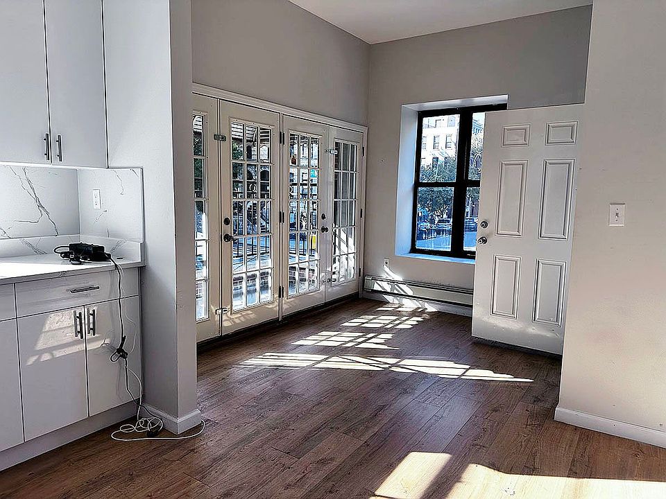 1st image of 925 Marcy Ave Unit 1F