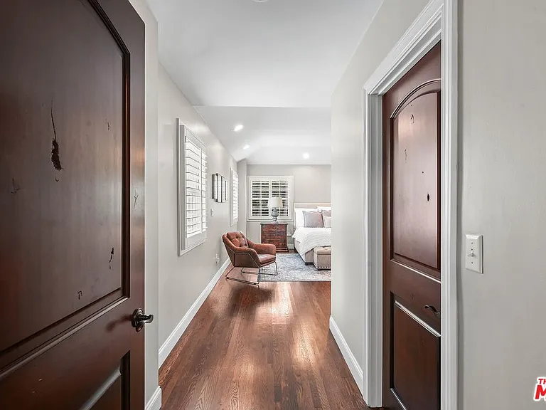 15434 Sutton St — Photo 24