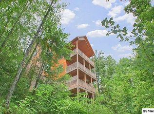 4170 Chamberlain Ln, Sevierville, TN 37862