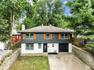 9333 E 15th St, Independence, MO 64052