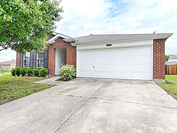 2nd image of 2320 Capeland Dr