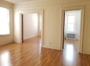 3249 44th St APT 2F, Astoria, NY 11103