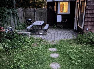 1117 Saint Clair Ave, Saint Paul, MN 55105