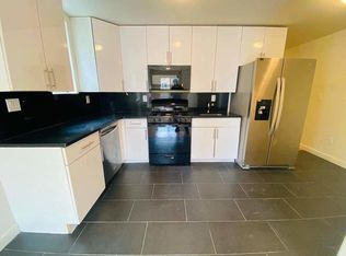 34-33 32nd St #2A, Astoria, NY 11106