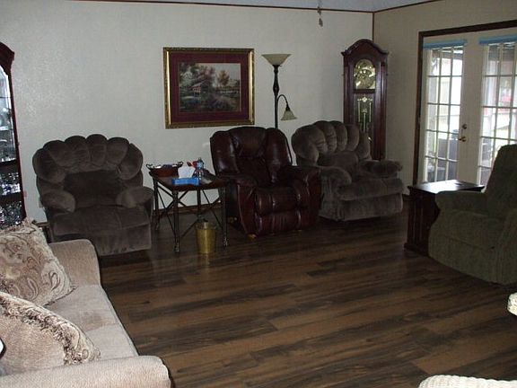 3rd image of 2112 Avenue M