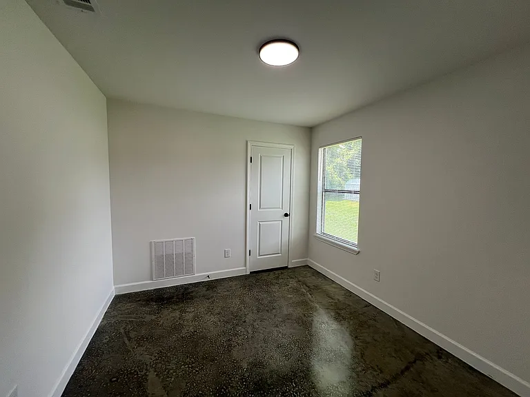 3701 Glenburee Cv — Photo 8