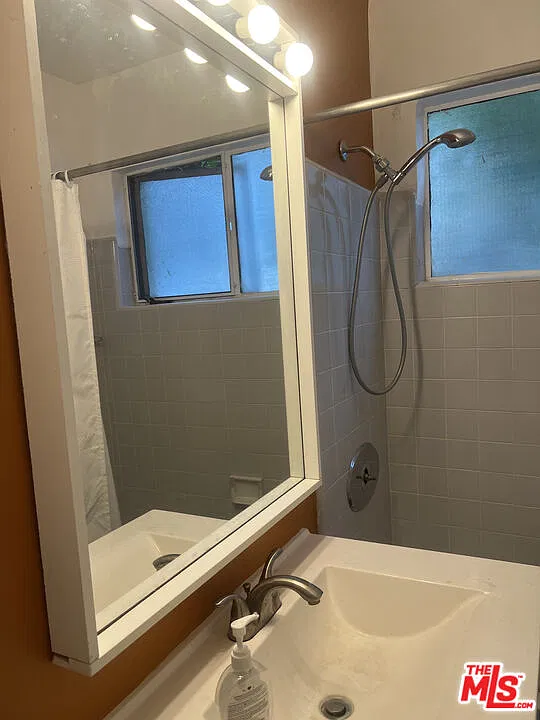 1554 Cassil Pl — Photo 4