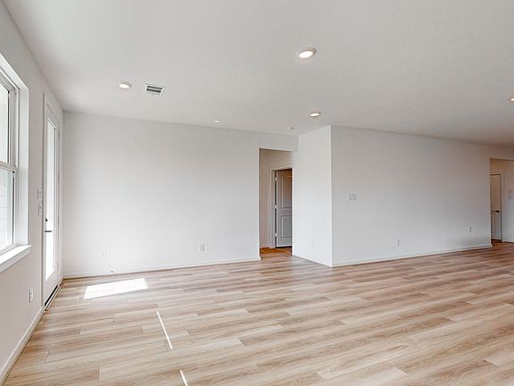 3rd image of 21707 Shadowbrook Birch Dr