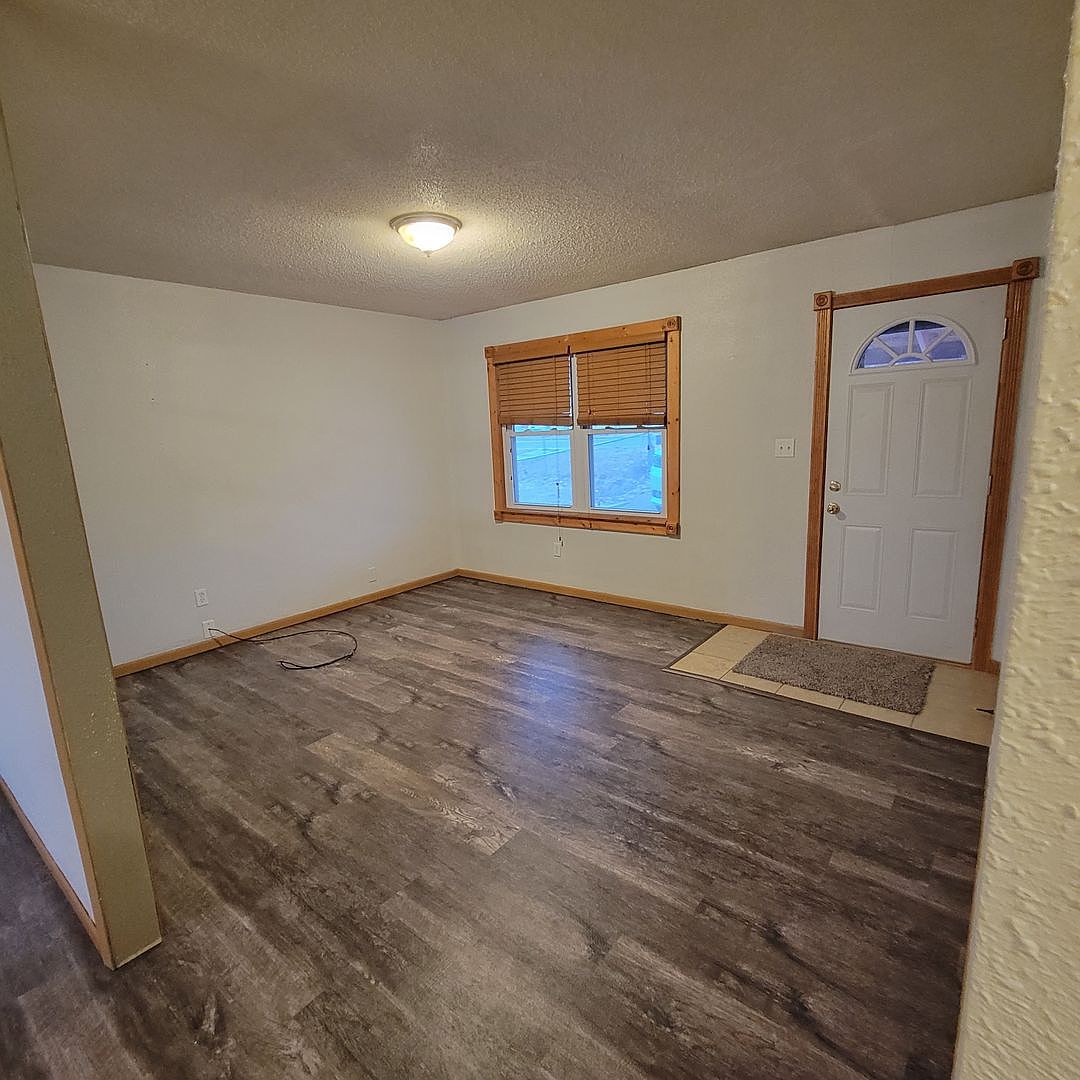 927 Blaine Ave, Rapid City, SD 57701 Zillow