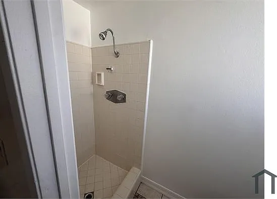 2108 E Avenue Q6 — Photo 14