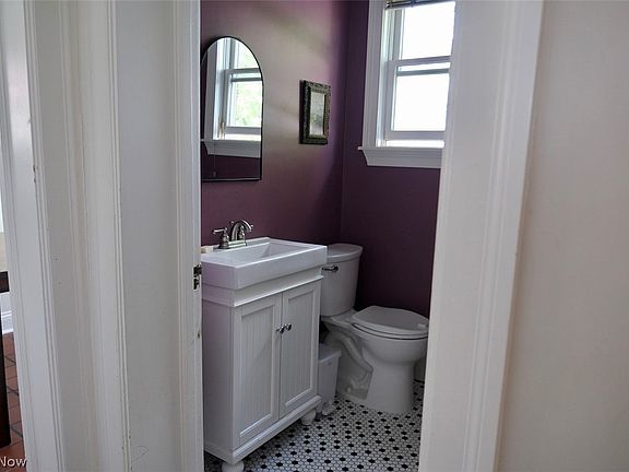 4th image of 208 Braybarton Blvd
