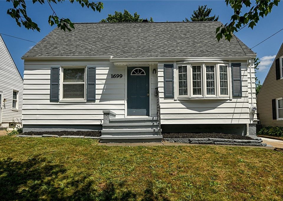 1st image of 1699 Redwood Ave