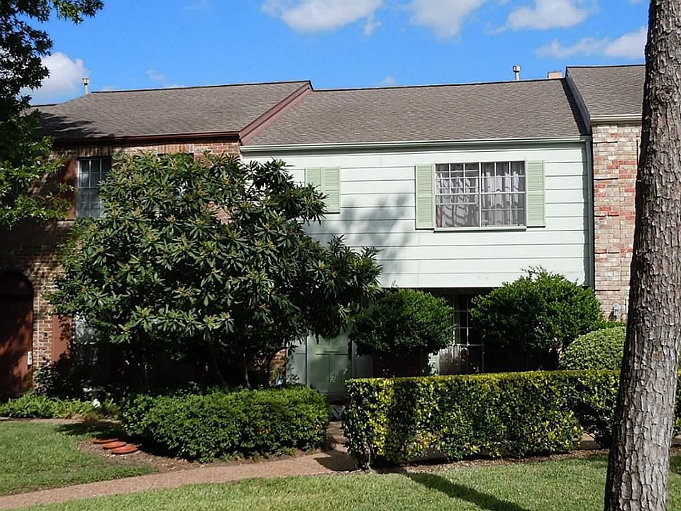 1st image of 5861 Valley Forge Dr #112