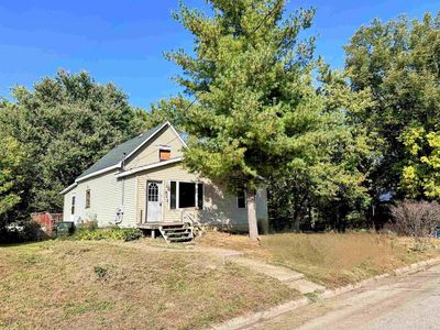 803 North Prairie Street, Prairie Du Chien, WI, 53821