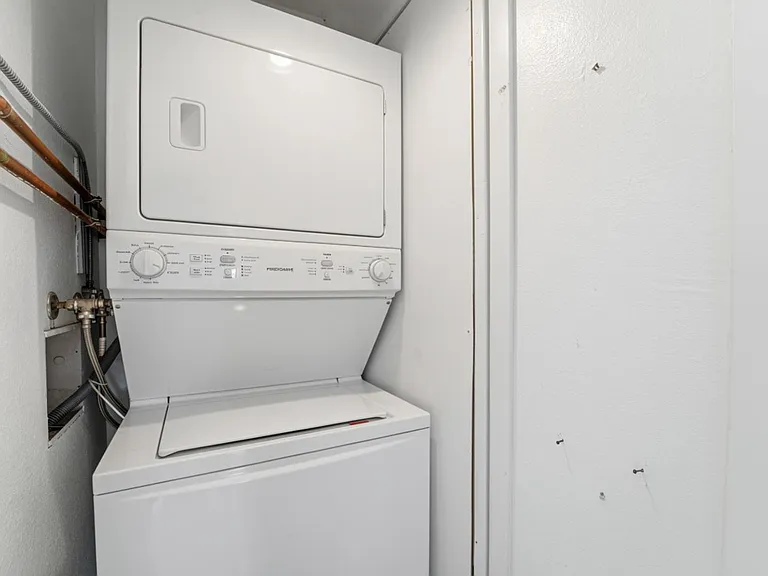 1107 N July Cir — Photo 19