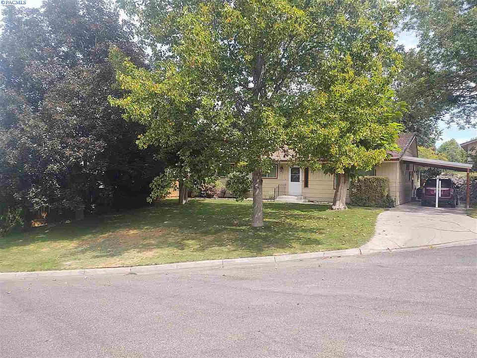 1st image of 620 Hamilton Dr