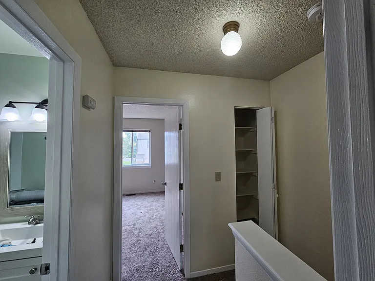 7628 Lexington Manor Dr — Photo 13