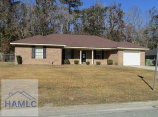 422 Meloney Dr, Hinesville, GA 31313