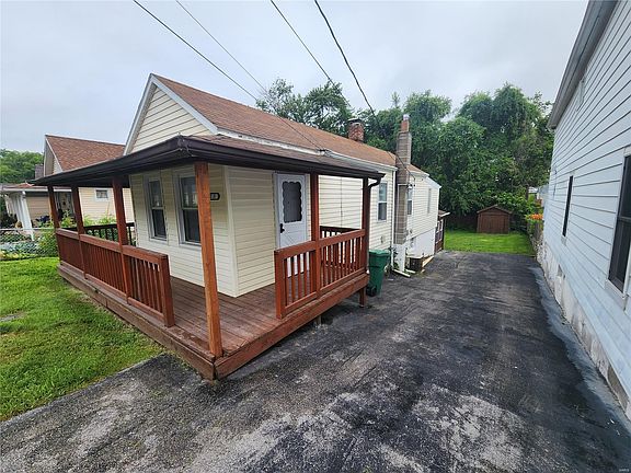 2nd image of 5203 Waldo Ave