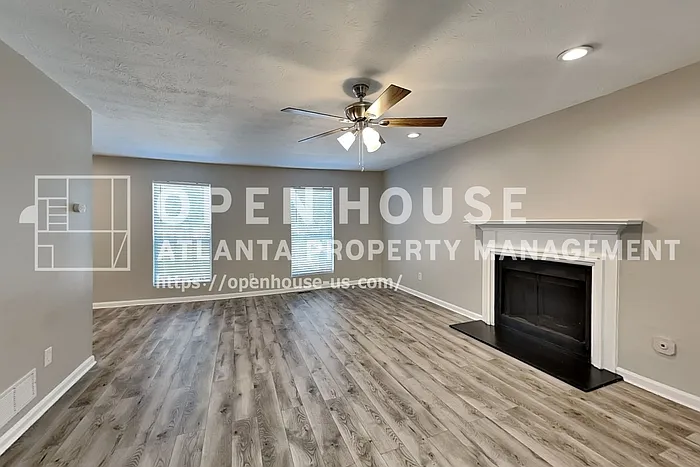 4 bed, 3.5 bath, 2172 sqft, $2,600 — Photo 4