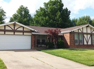 15453 Hitchcock Rd, Chesterfield, MO 63017