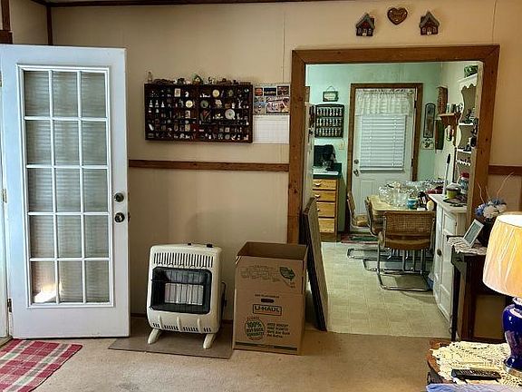 3rd image of 83 Aliff St