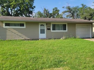1525 Pawnee Ave, Salina, KS 67401