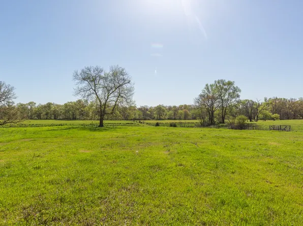 Polk St N #670, Mena, AR 71953