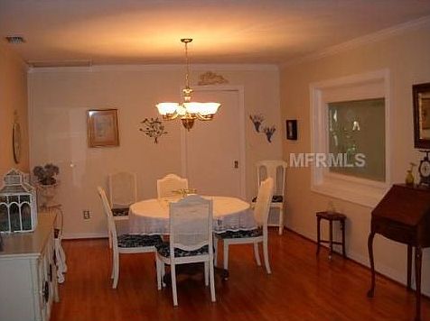 4th image of 1421 Newport Ave