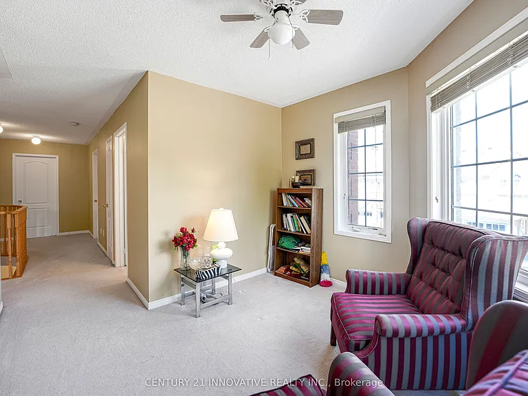 14 Middlecote Dr — Photo 16
