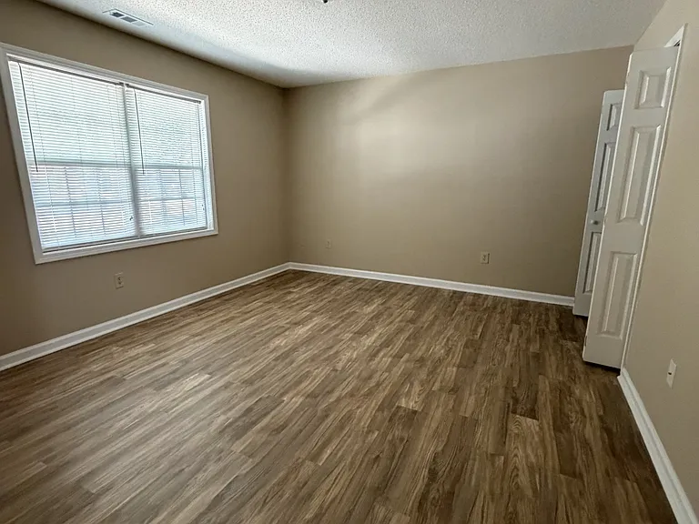 3445 Westgate Dr #1 — Photo 11