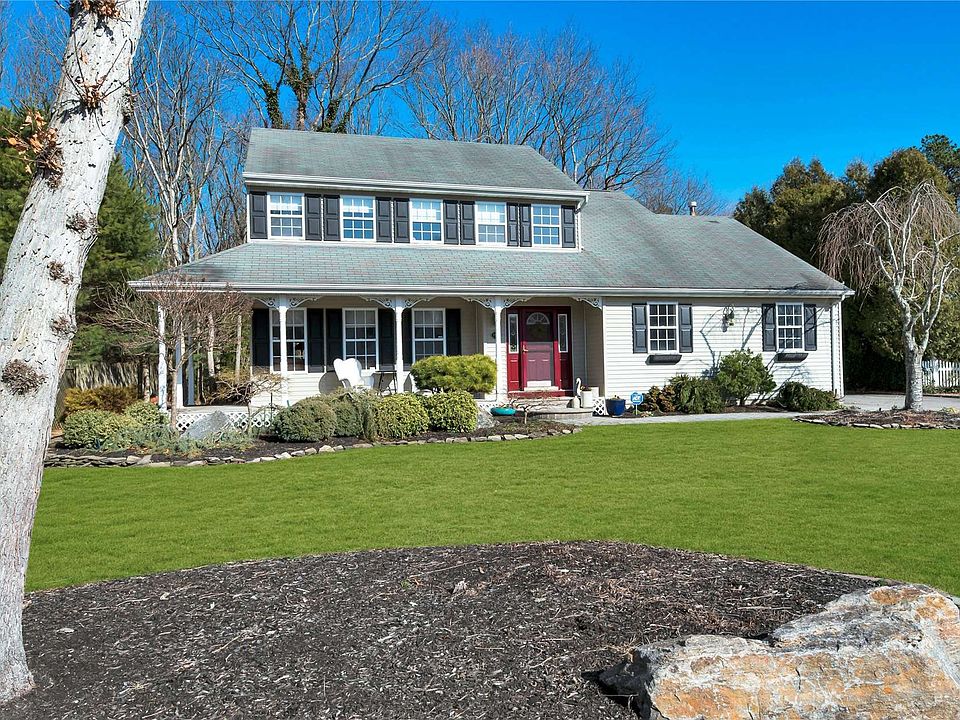 1st image of 23 Northumberland Dr