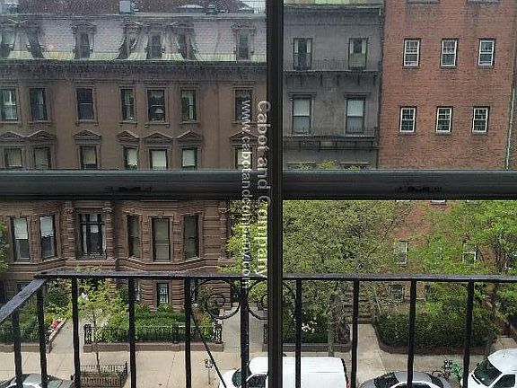 5th image of 141 Beacon St APT 9
