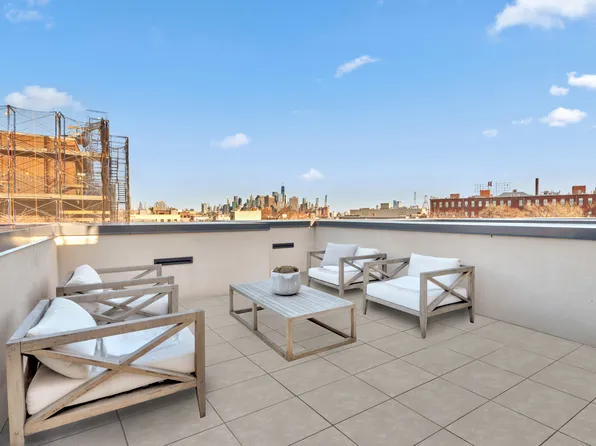 24 Huntington Street image 15 of 17