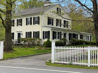 11 Pound Ridge Rd, Pound Ridge, NY 10576